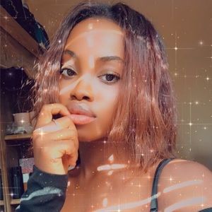 Meet your Posher, Lydia